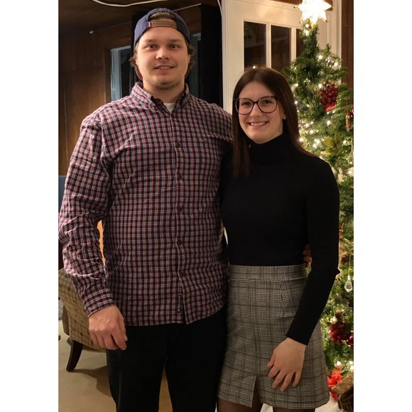 Meet your Posher, Jessica - Picture 1 of 1